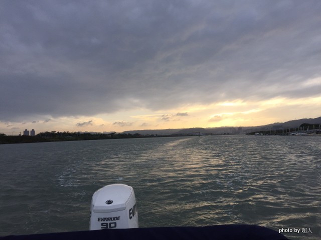 華中露營場-雙溪碼頭水陸雙棲旅遊。鄉巴佬的台北遊記