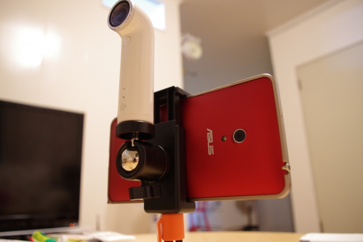 HTC RE 手機架??? 手機 RE架???