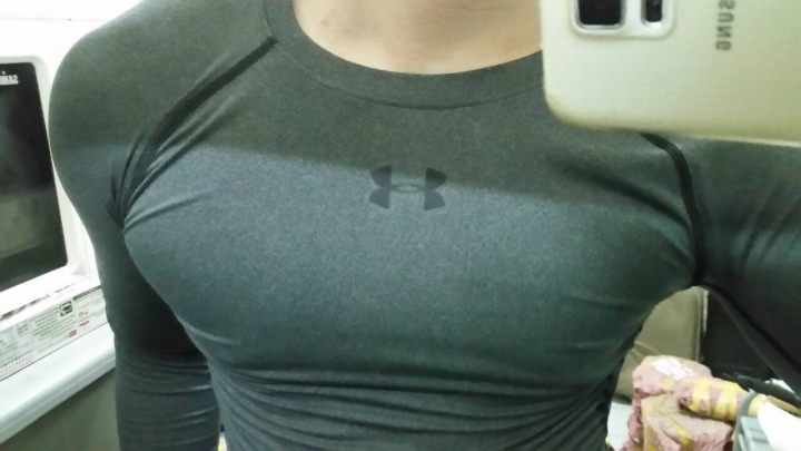 UNDER ARMOUR 功能內著衣試用心得(跑步)