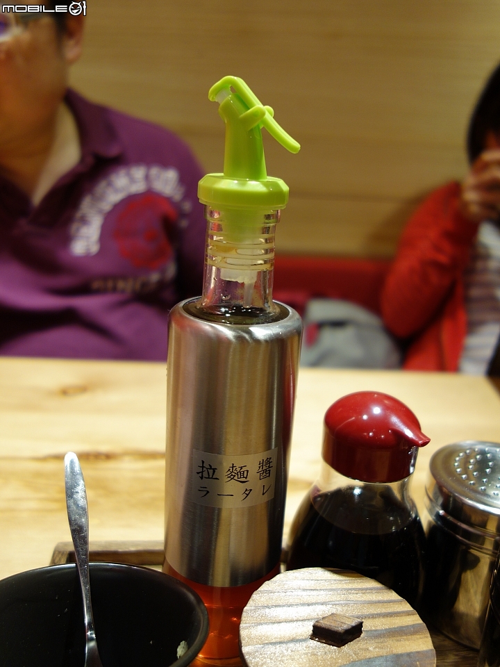 【台北站前】來自日本的感動--博多一幸舍豚骨拉麵