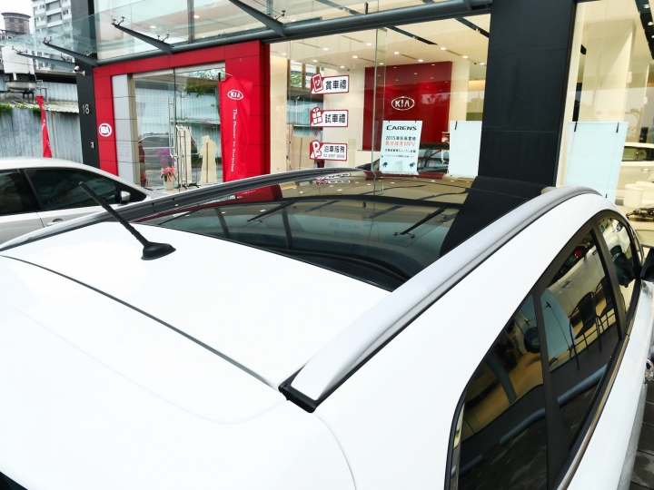 80萬>160萬? 試了KIA Carens CRDi 就知道為什麼了 — 「KIA Carens CRDi 我的家庭MPV」試乘體驗
