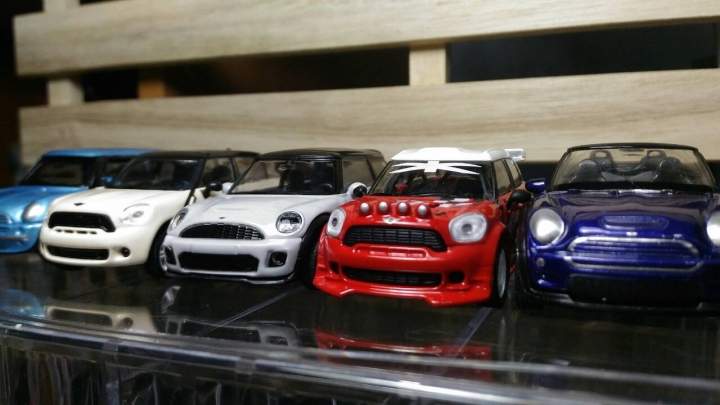 1/64 RMZ City Mini Cooper S (與其他mini做比較)