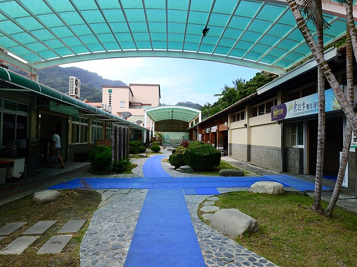 年年知本老爺,今年換到東遊記,發覺東遊記才真是棒!