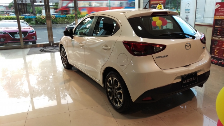 Mazda 2 賞車分享
