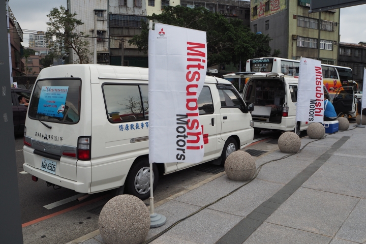 長這麼大,第一次有車廠在我家鄉辦大型活動QQ