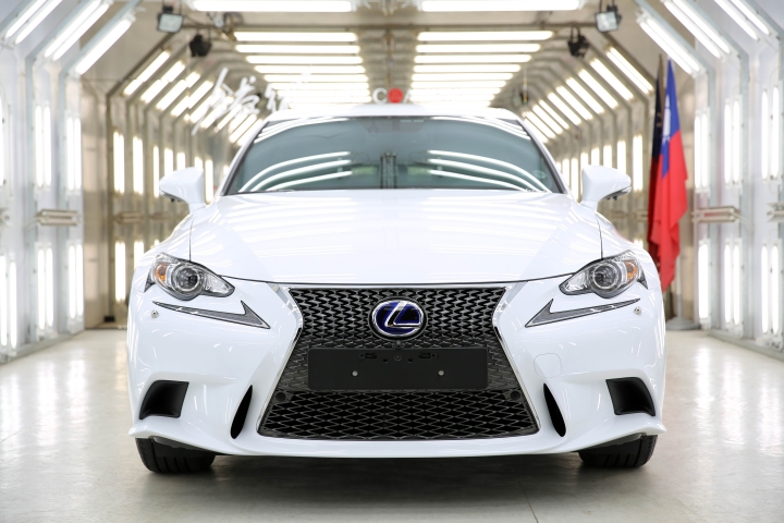 Lexus IS300h 一年車主,參加 udn行車紀錄趣 IS200t試駕心得!