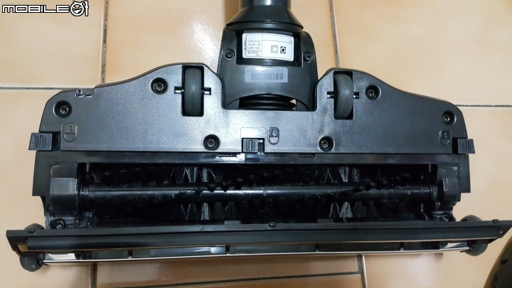 Electrolux瑞典伊萊克斯頂級及塵盒電動除螨吸塵器 ZUF4207ACT【歐洲原裝】開箱文及使用心得
