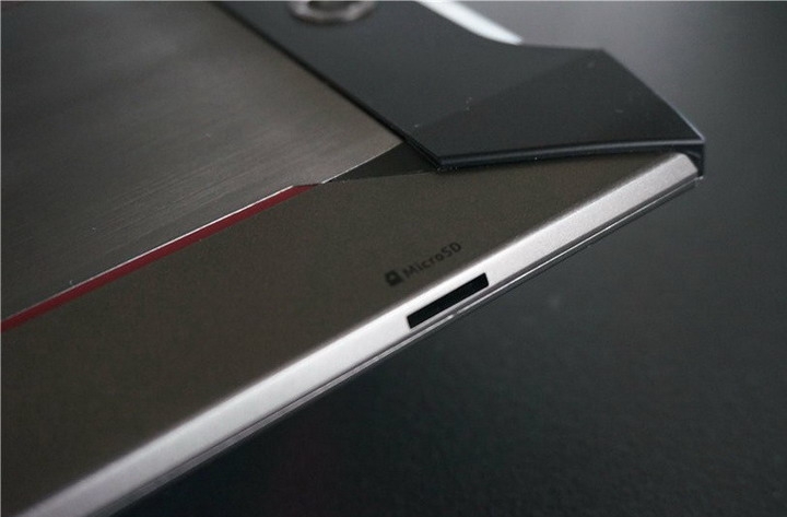 Acer Predator 8 GT-810測評