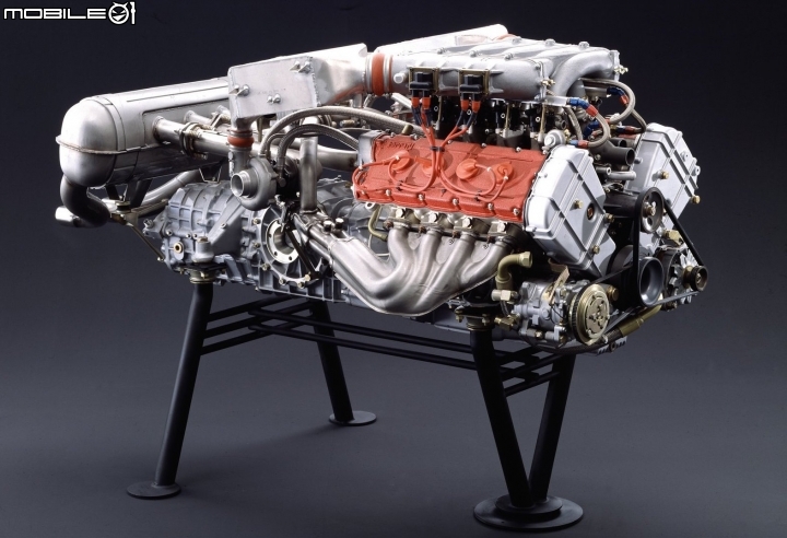 【開箱】經典馬王榮光重現 LEGO Creator 10248 Ferrari F40