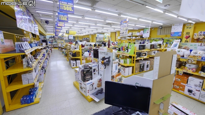 LX3 vs WM75廣角 老當益壯 .... 5000內的 18mm f2.0