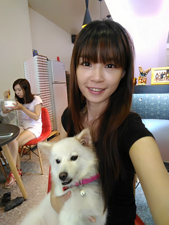 最超值的自拍神機,ASUS ZenFone Selfie 女孩不需再煩惱素顏自拍問題