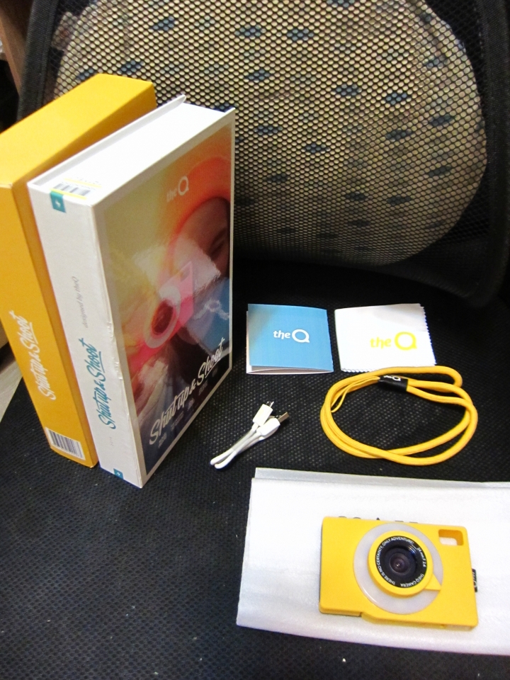 適合小朋友拿的數位相機 TheQ Camera (防水&充電式) 開箱文