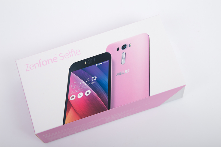 最超值的自拍神機,ASUS ZenFone Selfie 女孩不需再煩惱素顏自拍問題