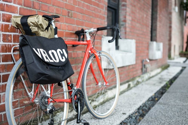 VELOCI輕旅行, 公路車 全新概念多用途車種誕生
