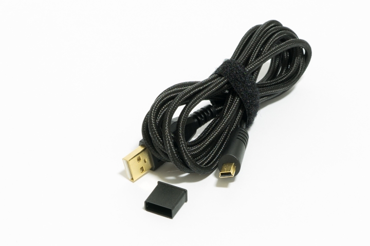 【開箱】Razer 黑寡婦 TE Stealth Chroma + Shine 4 & KBT 古式鍵帽