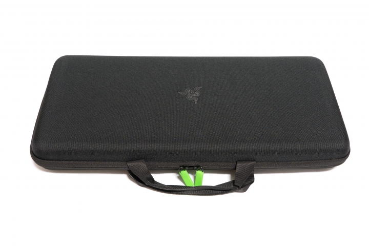 【開箱】Razer 黑寡婦 TE Stealth Chroma + Shine 4 & KBT 古式鍵帽