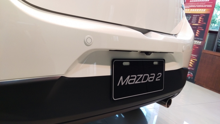 Mazda 2 賞車分享