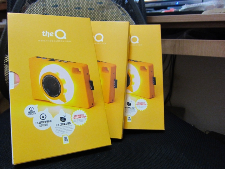 適合小朋友拿的數位相機 TheQ Camera (防水&充電式) 開箱文