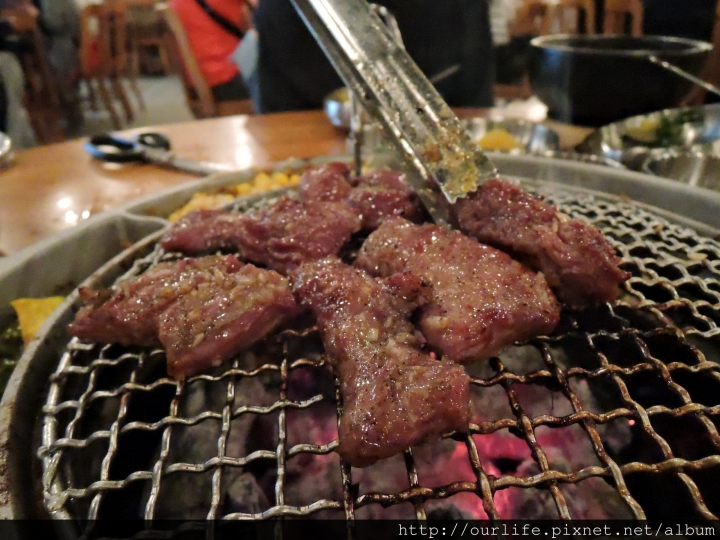台中北區.口感很亮眼的韓式烤豬肉@姜虎東678白丁燒肉