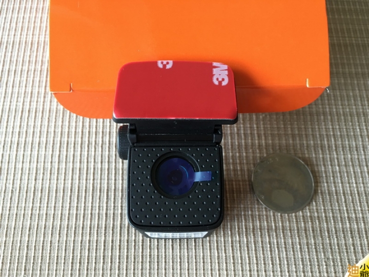 開箱:Mio 688D 雙鏡頭行車紀錄器開箱