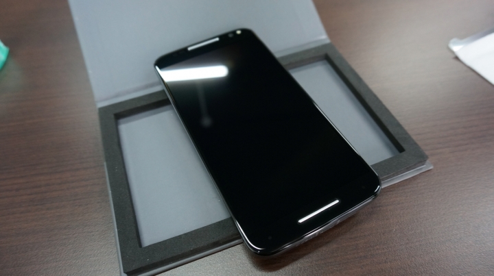 客製化 moto x style 核桃木背蓋開箱 (圖多)