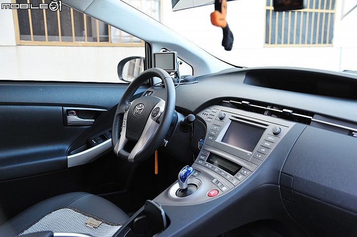 2015 Prius E末班車開箱分享