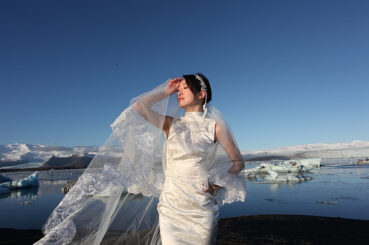 來去倫敦、冰島拍自助婚紗~~
