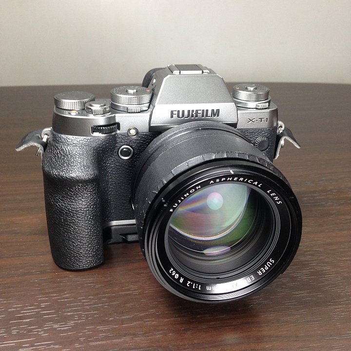 Fujifilm X-T1 握感大升級、舒適度滿分之原廠大握把開箱分享 MHG-XT Large大握把
