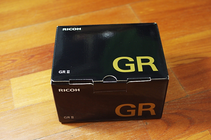 新一代的街拍名機 Ricoh GR II ~ 開箱和簡易評測