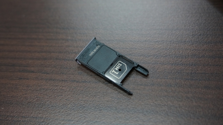 客製化 moto x style 核桃木背蓋開箱 (圖多)