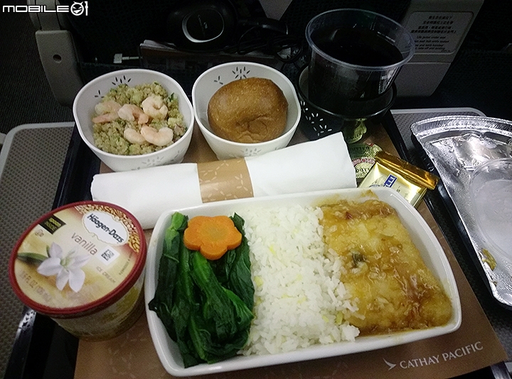 國泰航空 CX881 洛杉磯-香港 特選經濟艙搭乘體驗