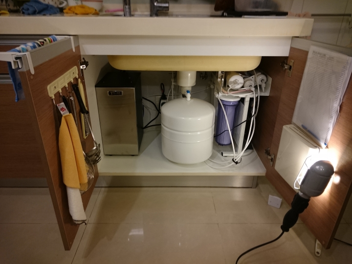 終於裝了廚下加熱器,不用一直補水了。