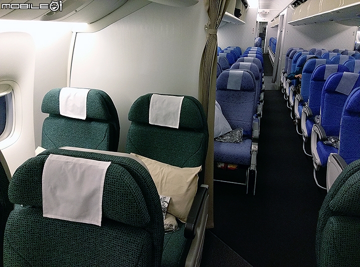 國泰航空 CX881 洛杉磯-香港 特選經濟艙搭乘體驗