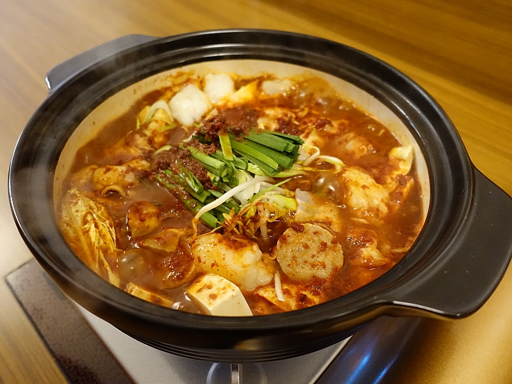 【採訪】赤紅味覺挑戰 日本名古屋最大火鍋連鎖店AKA KARA 登台