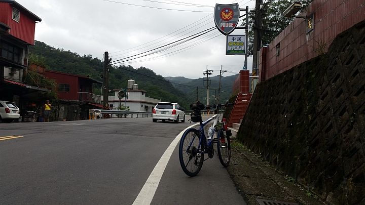 單車騎陡坡瘦的特別快我要挑戰這位大大的陡坡排行榜