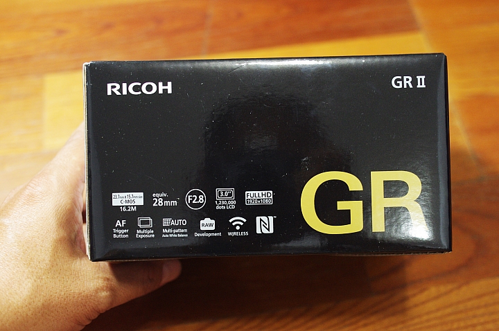 新一代的街拍名機 Ricoh GR II ~ 開箱和簡易評測