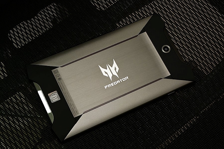 開箱-疾風大之後的首發 acer predator 8吋平板