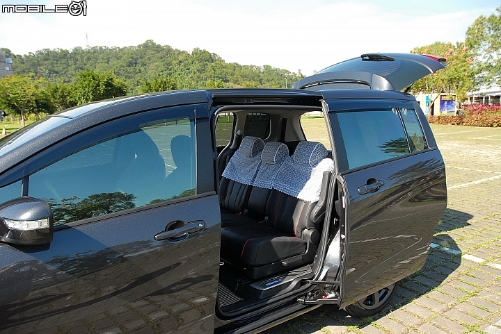 2015 New Mazda5 開箱記 ~ 供車友參考 (圖多慎入)