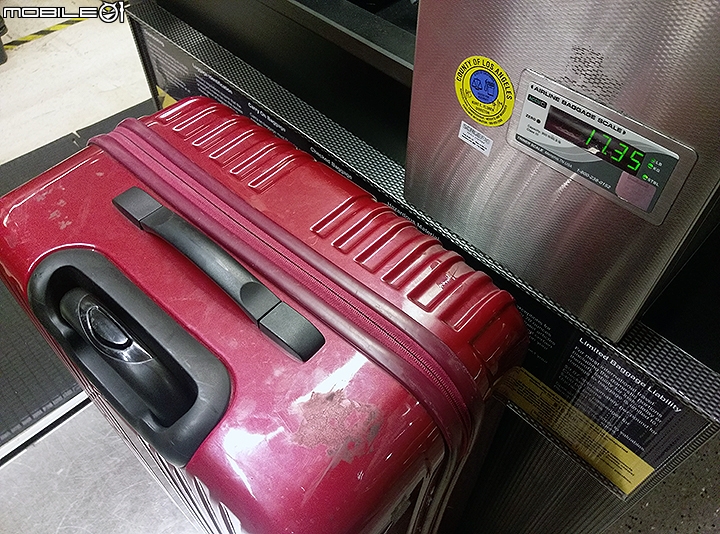 國泰航空 CX881 洛杉磯-香港 特選經濟艙搭乘體驗