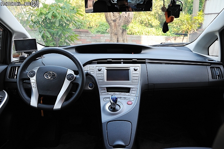 2015 Prius E末班車開箱分享