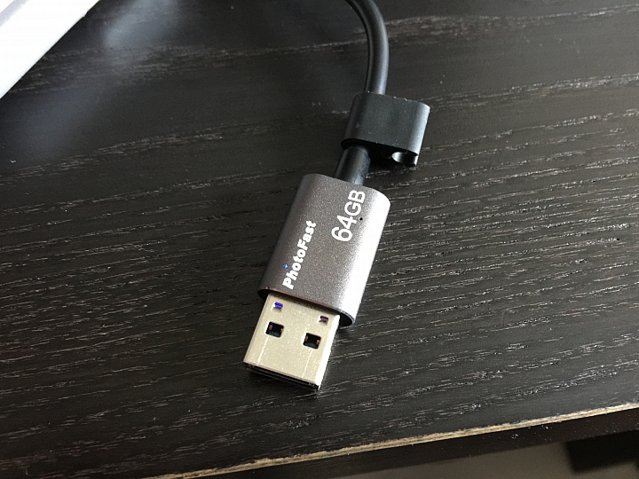 開箱 PhotoFast MemoriesCable iPhone 與 iPad 隨身碟加充電線 二合一