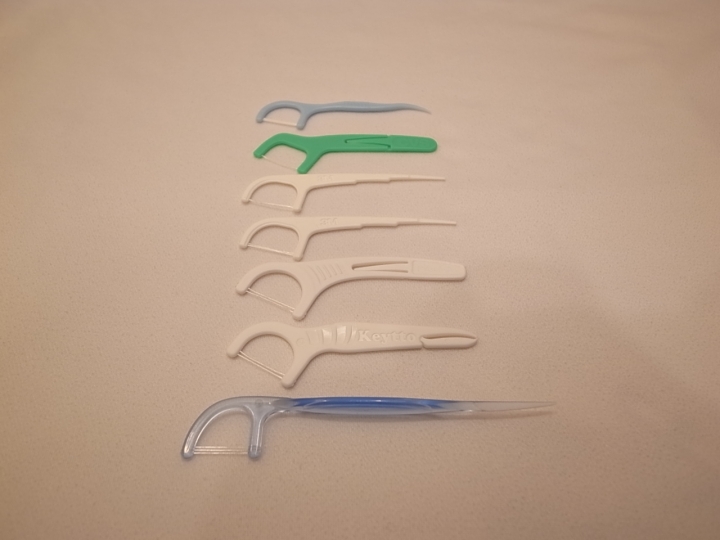 小小逸品,是每年我們一家要用掉3000根以上的重要家用品---牙線棒