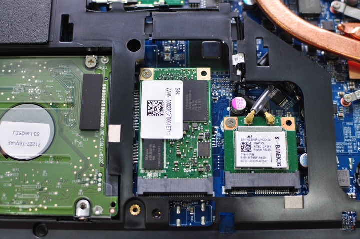 GIGABYTE Q2556N V3工作娛樂機開箱分享