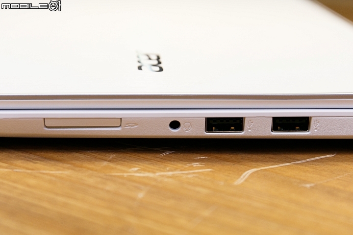 Acer Aspire V 13 輕薄之外更顯時尚