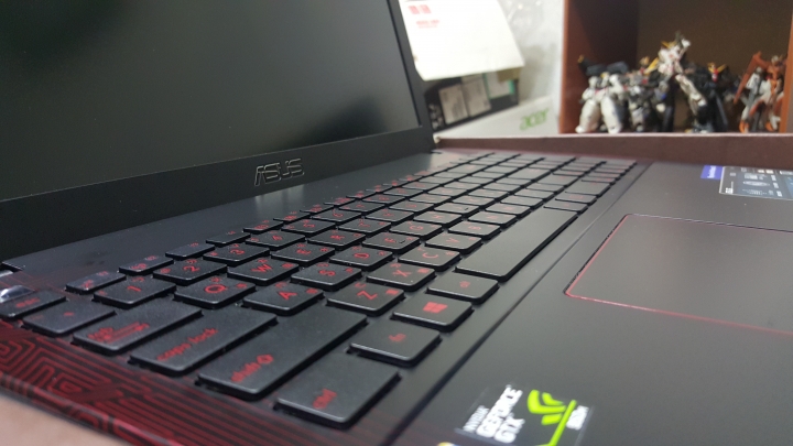 ASUS X550JX開箱