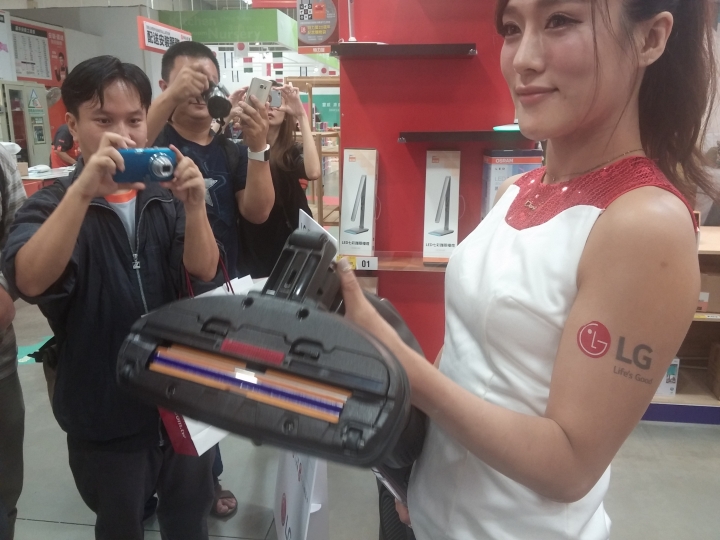 LG CordZero無線吸塵器--士林特力屋體驗
