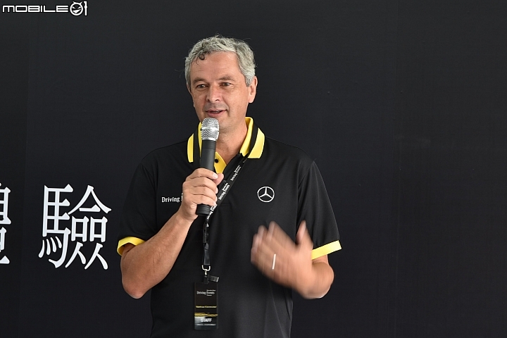 智慧與性能兼具 2015賓士智慧駕馭體驗營