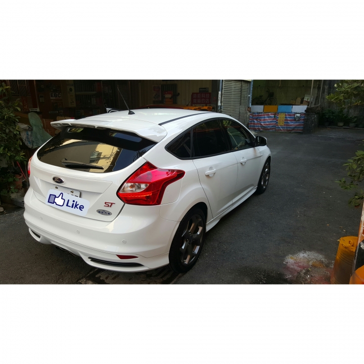 簡易開箱文---Focus ST