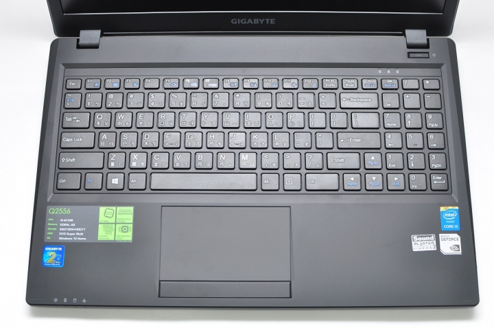 GIGABYTE Q2556N V3工作娛樂機開箱分享