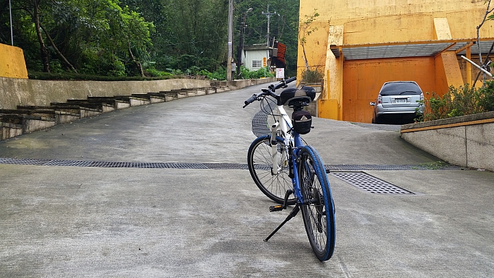 單車騎陡坡瘦的特別快我要挑戰這位大大的陡坡排行榜